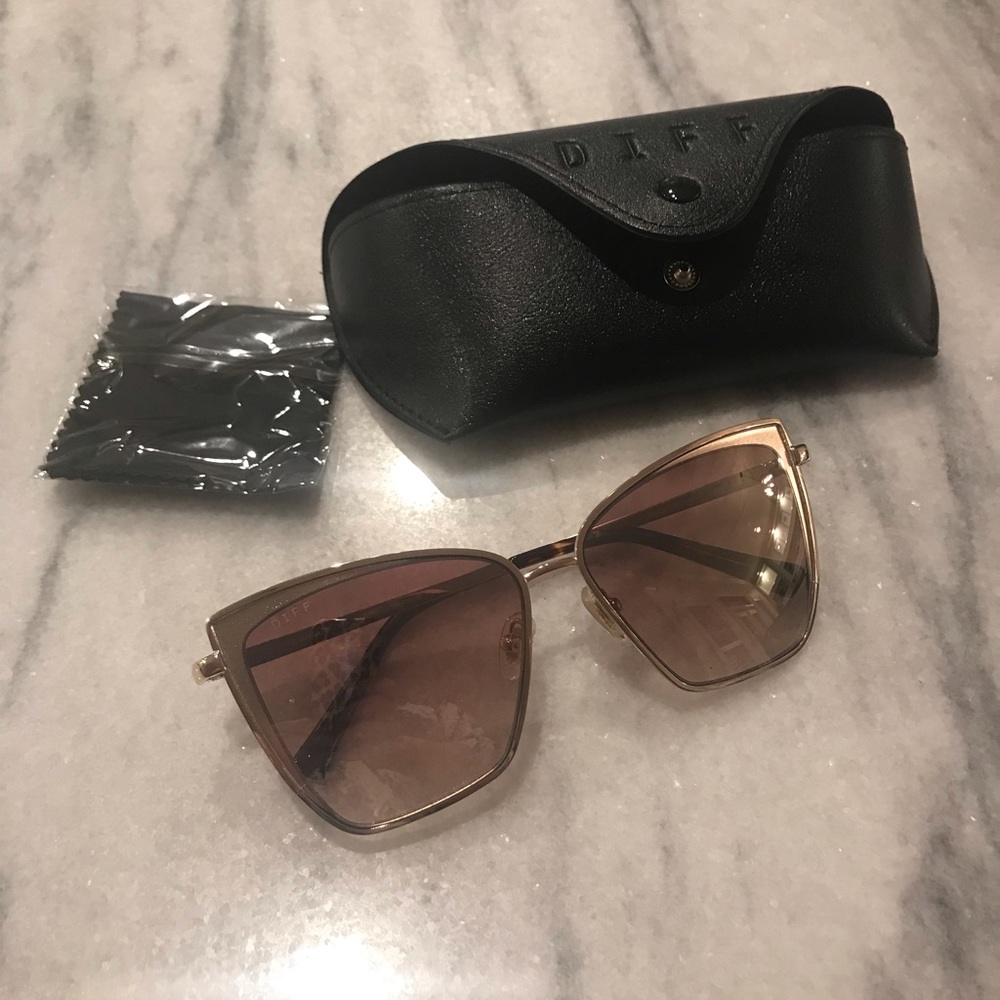 Diff Sunglasses “Let’s Make A Difference” - image 2